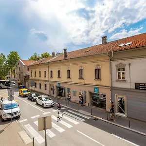 Paulina Apartman